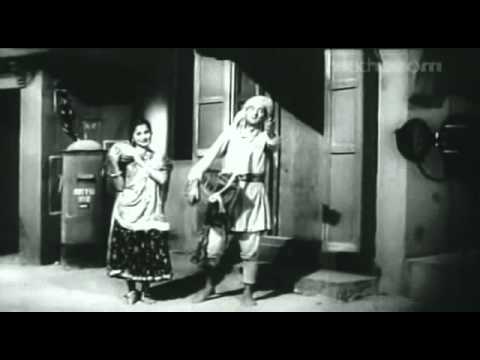 KAAGAZ KE PHOOL (1959) ulte seedhe daaon lagaaye Asha Rafi S D Burman Kaifi Azmi