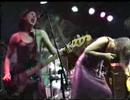 it's a punk rock teenage riot (9/29/98) with this classic clip from 3gt. the last song of their set is a who/nirvana type stage meltdown with bodies flailing and instruments crashing.
