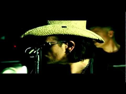 How to dismantle an atomic bomb - Interpret - U2 Album - How To Dismantle An Atomic Bomb (2004) Video - 1920 x 1080 Audio - AAC 192 Kbps Info - (This is not official video)