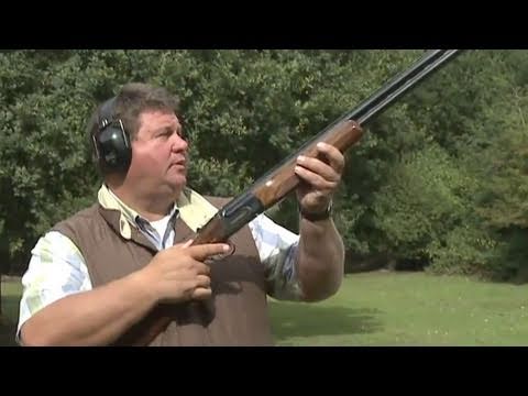 Fieldsports Britain – Clayshooting cartridges with Digweed, rough shooting and straight shooting