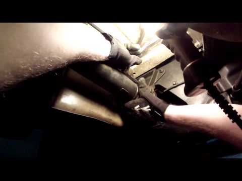 Removal of Rear Drive Shaft on H1 Hummer