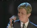 David Bowie - Life on Mars (at Fashion Rocks) David Bowie - Life on Mars (at Fashion Rocks)