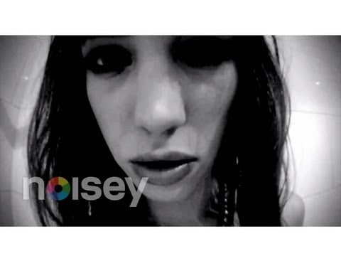 Hear - Like This? You Should Subscribe Here Now: http://bit.ly/VErZkw Here's Elliphant's new video for