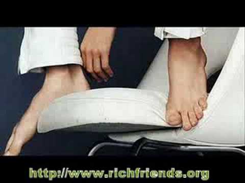 angelina jolie feet