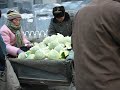Street Vegetables and a Horsey Street Vegetables and a Horsey