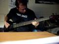 videos de Me playing Foot to the throat by Lamb of God on the bass guitar