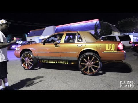 memphis - Filmed June 29, 2013. Saturday night at a Burger King along Summer Ave. M-Town whips.