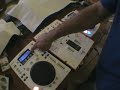 Tutorial/ explenation, on how to beat mix for the new DJ.