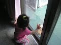 bAby gHurL waLkiNg