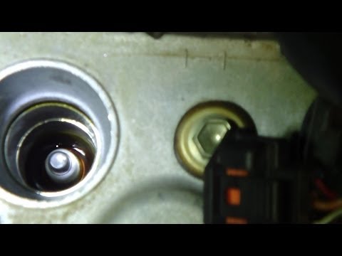 How to repair oil leak in valve cover VVTi engine Toyota Corolla. Years 2000 to 2008