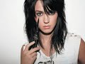 Katy Perry mocks knife shot