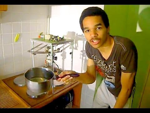 Invention - Prototype 100% homemade, tout est dans le titre: 1:44 ▻ Système en action 3:40 ▻ Connerie 4:42 ▻ Détails techniques 7:01 ▻ Verrouillage / déverrouillage méca...