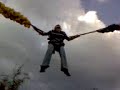 El chico en Bungee