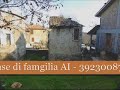 Colli sul Velino: casale in pietra con giardino sulla piazza