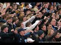 Hj�ltarna i bl�a r�nder