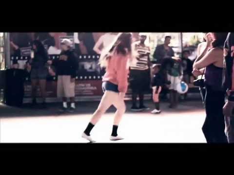 shuffle malaysian - CLICK HERE FOR PART 2 !! http://www.youtube.com/watch?v=NToRgViQYAo You wanna be in my videos? send me your shuffle clip and ill put it in my new mix (: My f...