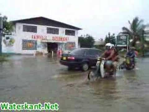 Wateroverlast in Paramaribo