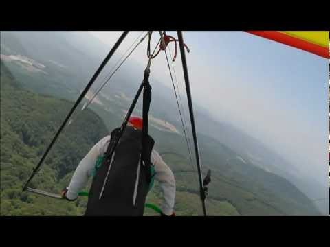 28TUBE - 今年初めてのflyingです。サーマルも掴めず、landingもshortでした。 私の後に飛んだMさんは、200m...