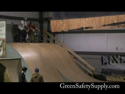 BMX BIKES TRICKS STUNTS CRASHES