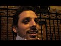 juan pablito galli le ense�a a mariano carazay, cuanto se puede complicar uno con un simple nudo de corbata.