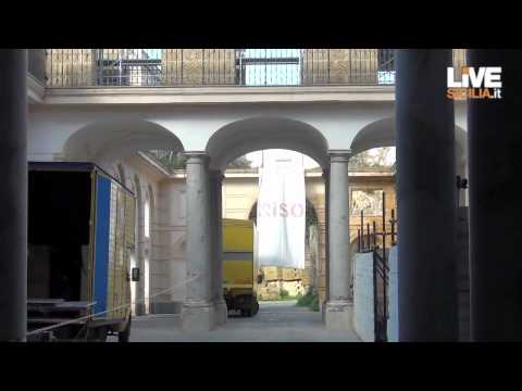 Palazzo Riso chiude (o forse no)