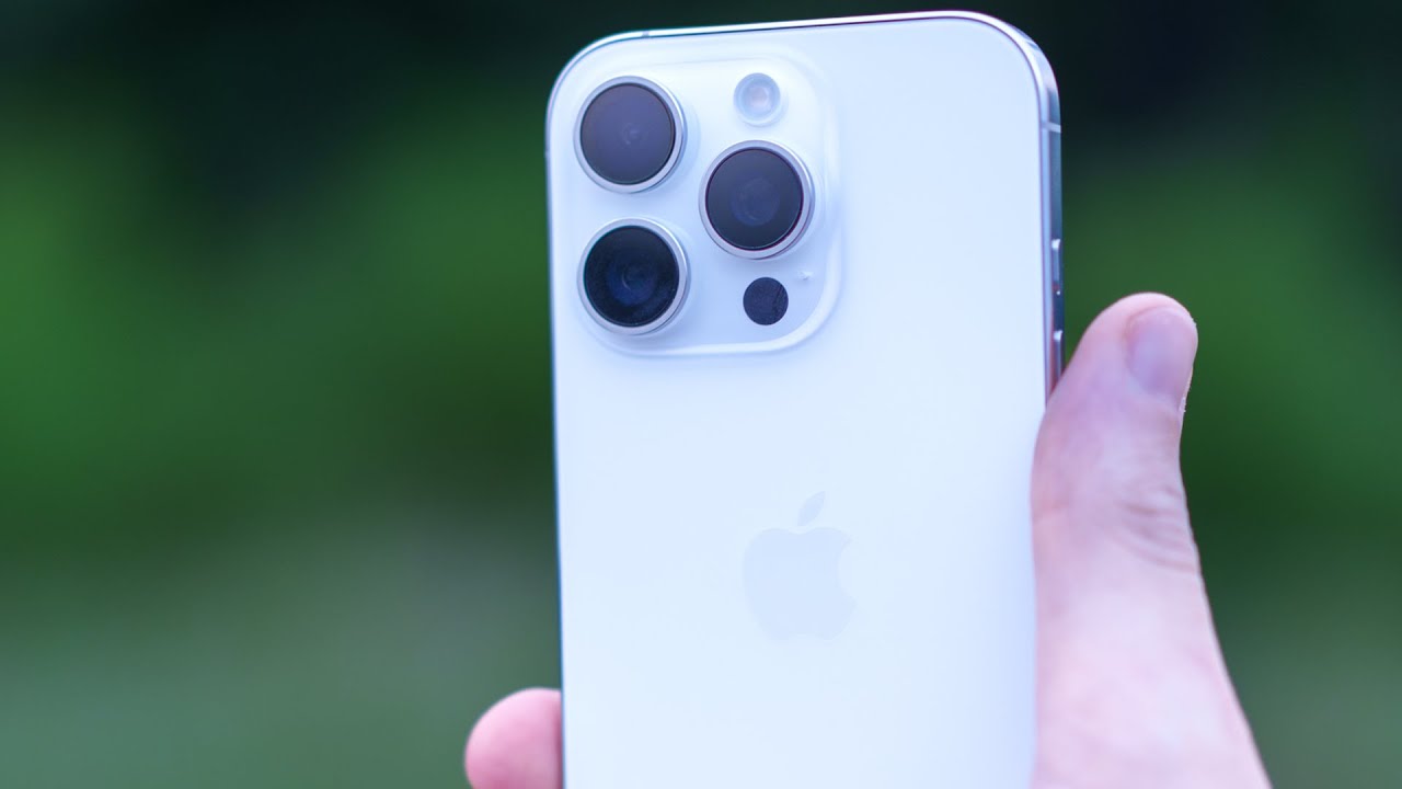 iPhone 16 Pro After 1 Year - Perfectly Flawed!