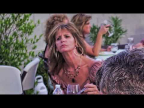 Vegas Wineaux - Vive La France!