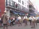a remarcable performance of the bourbon street stompers at the 25th french quarter festival of new orleans - april 2008
tijdens ons bezoek aan het french quarter festival van new orleans (april 2008) maakten we o.a. kennis met deze swingende jazzband uit duitsland.