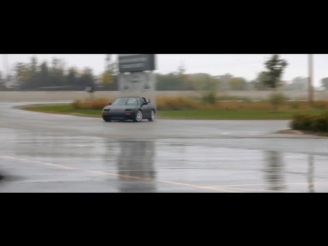240sx - Rainy day messing with the 240. Filmed with the Gopro and T2i.