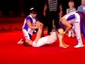Gelles in Circus