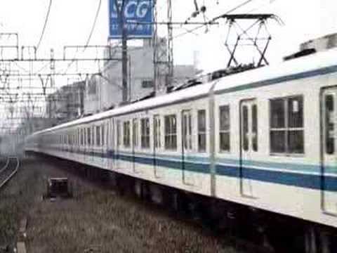 8528F特急小川町行き
