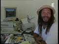 extrait du reportage france � : au nom de jah. 
culture du rastafarisme, du proph�te bob marley, rastafari king astor black et la rel�ve du mouvement rasta de nos jours ...

suite de l'extrait : voir mon profil