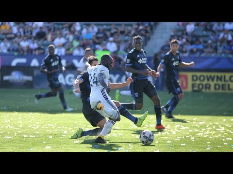 Video: CLOSE! LA Galaxy have multiple good chances to open the scoring