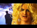 Wir mussten das Video erneut hochladen, weil es von YouTube nicht richtig verarbeitet wurde und unsere Abonnenten es nicht in ihrer Abo-Box erhalten haben. Hoffentlich klappts dieses mal:) Wäre cool, wenn ihr ein Favo machen würdet. Im Video geht es um die etwas übertriebene Darstellung der nervigsten Freundin aller Zeiten. Manche Mädchen übertreiben eben manchmal mit dem, was sie von uns Jungs verlangen. Ist aber alles nur als Spaß gemeint, nicht böse sein^^ Viel Spaß mit dem Video!