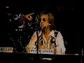 peter criss answering the fans` questions about his career in kiss  and 88`s version of beth.
this was filmed in 1995 burbank, california.
