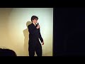 drew serenades linsey to ask her to prom during mr. ia 2008