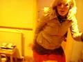 videos de Cleaning the Floor