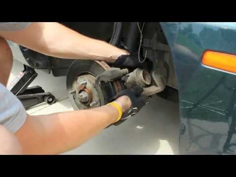 How to Change Replace Install Brake Pads 2004 Kia Optima (General Vehicles)