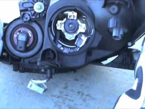 Toyota Solara Headlight and Bulb Replacement