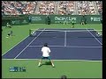 مقطع من مباراة بين لاعبين ممتازين federer & hewitt mercedes benz play of the week