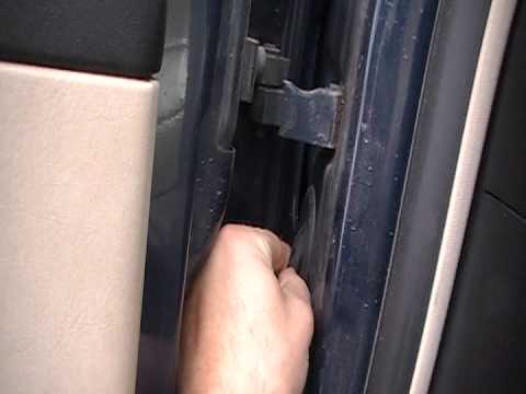 how to dry floor after leak