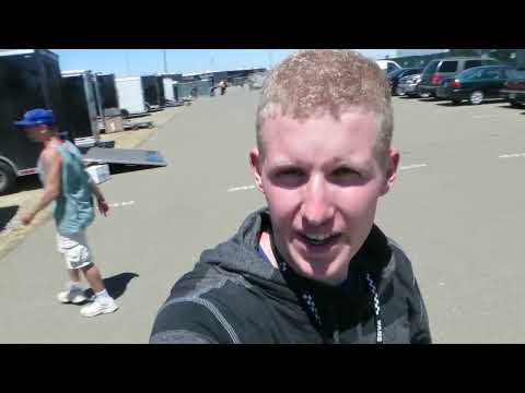 BryanStars & Johnnie Guilbert INVADE Warped Tour Wheatland!! Featuring Of Mice & Men Interview 2014