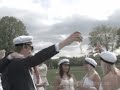 skydiver crash in party tent. anna book hoppar fallsk�rm och landar i partyt�lt.