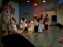 CAMILA BAILANDO EN LA CLAUSURA