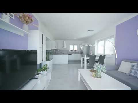 Video Prodej moderního rodinného domu 5+kk, UP 135 m², Kozomín u Kralup nad Vltavou