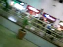 hahahaha aqi en divercia y asi salen personas bn famosas :b... la famosa jessica npa 
n___n    ... preguntando
eres emo???