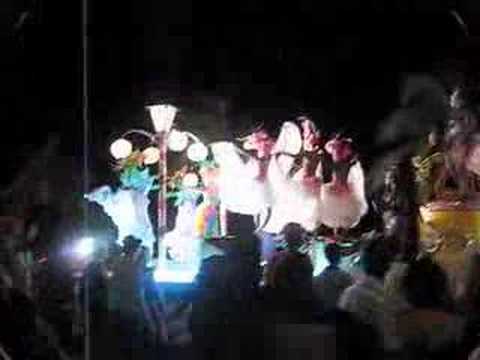 Watch 'Carnaval en Cienfuegos, Cuba'