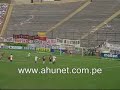 Penal para Universitario con Aldo Miyashiro en la tribuna Penal para Universitario con Aldo Miyashiro en la tribuna