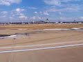United Airlines Boeing 777 landing in Washington (IAD)