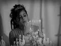 CLIP RACONTO LUCRECIA